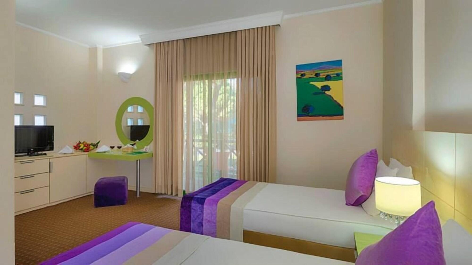 Green Max Hotel Belek Bagian luar foto