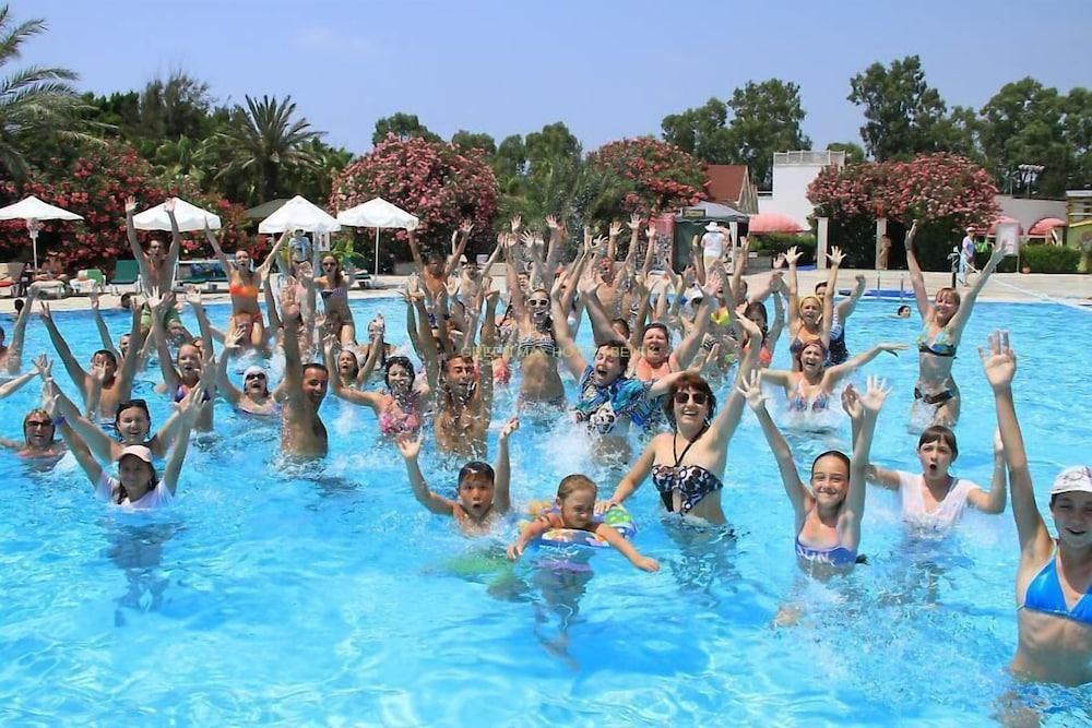 Green Max Hotel Belek Bagian luar foto